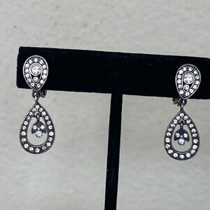 Vintage clip earrings